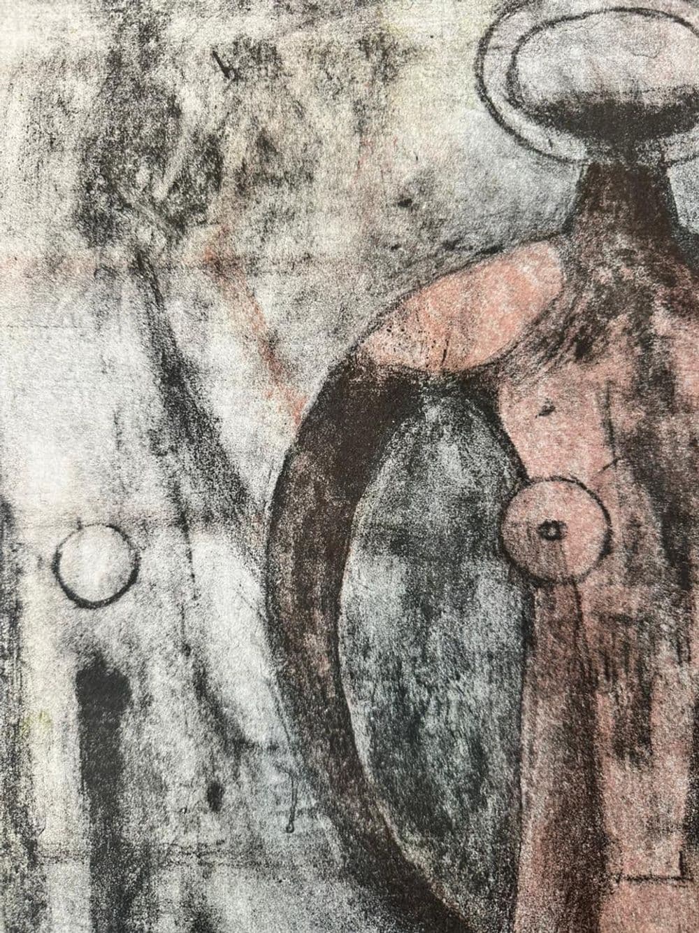 Mujer con Medias Malva 3